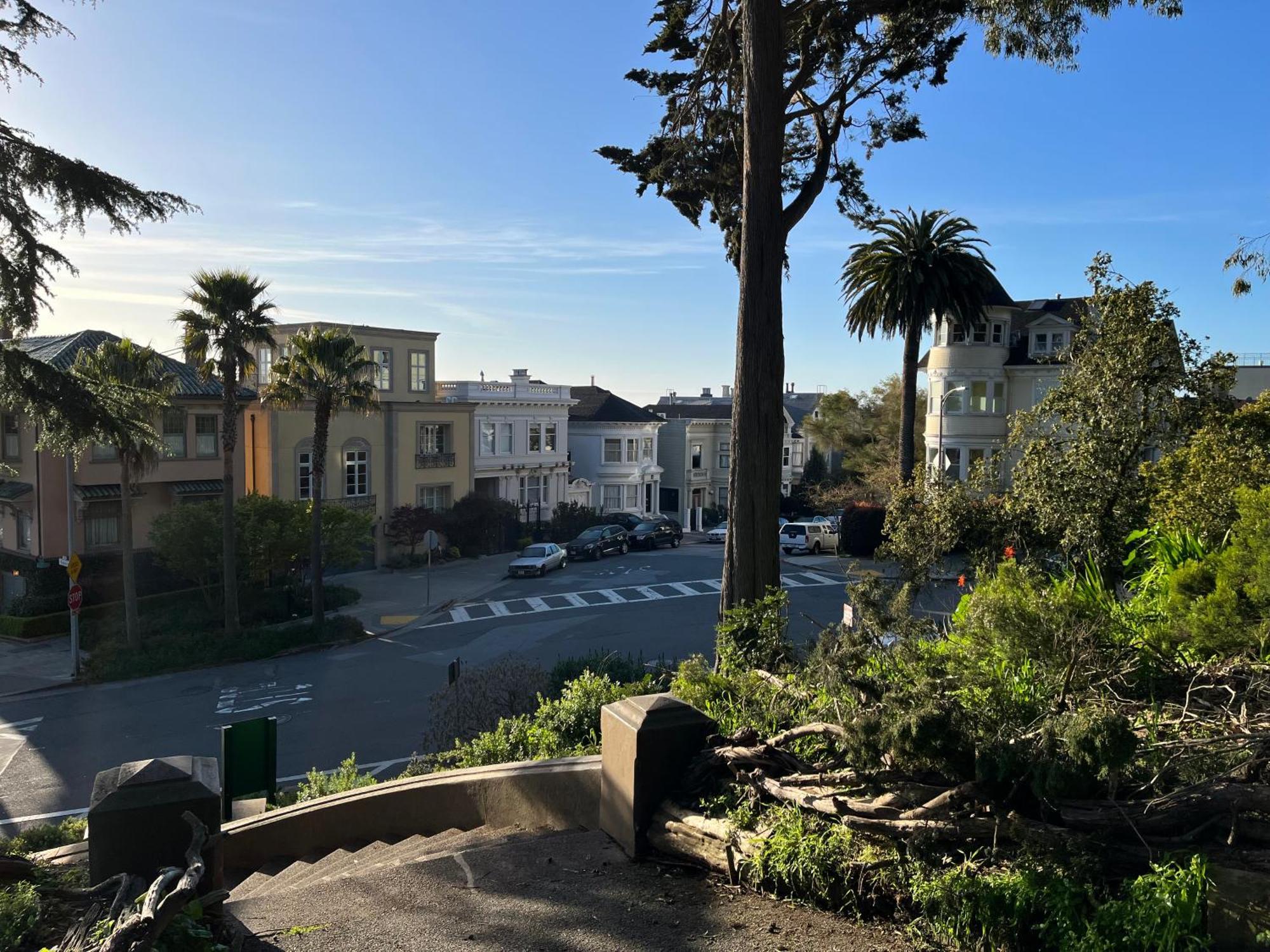 939 Oak St * San Francisco