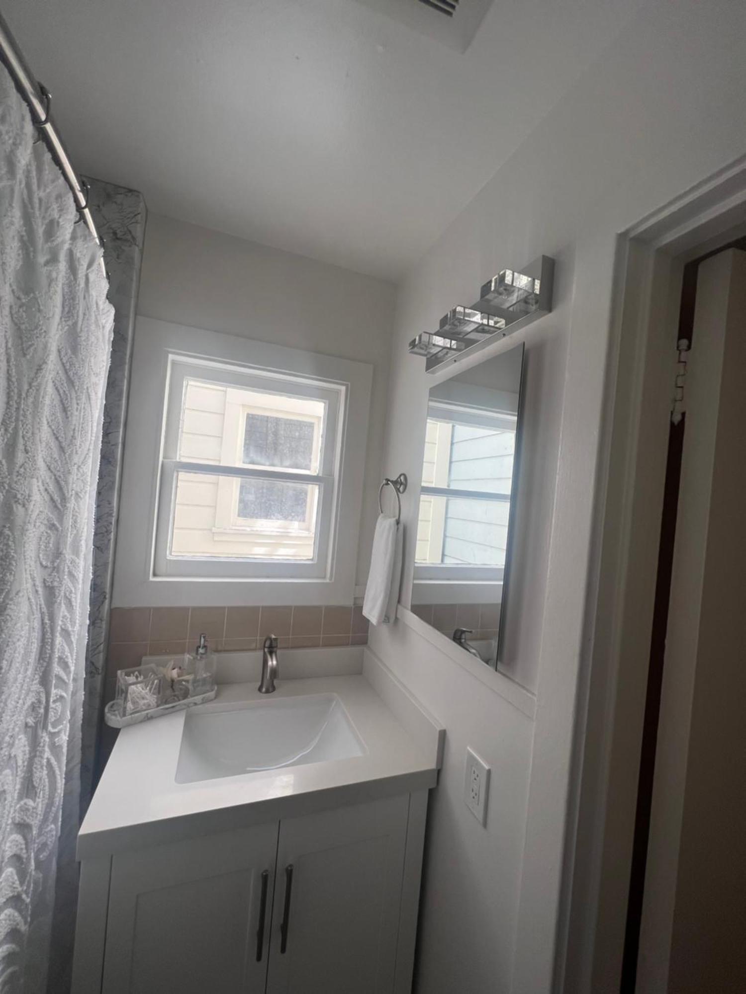 Apartment 939 Oak St San Francisco