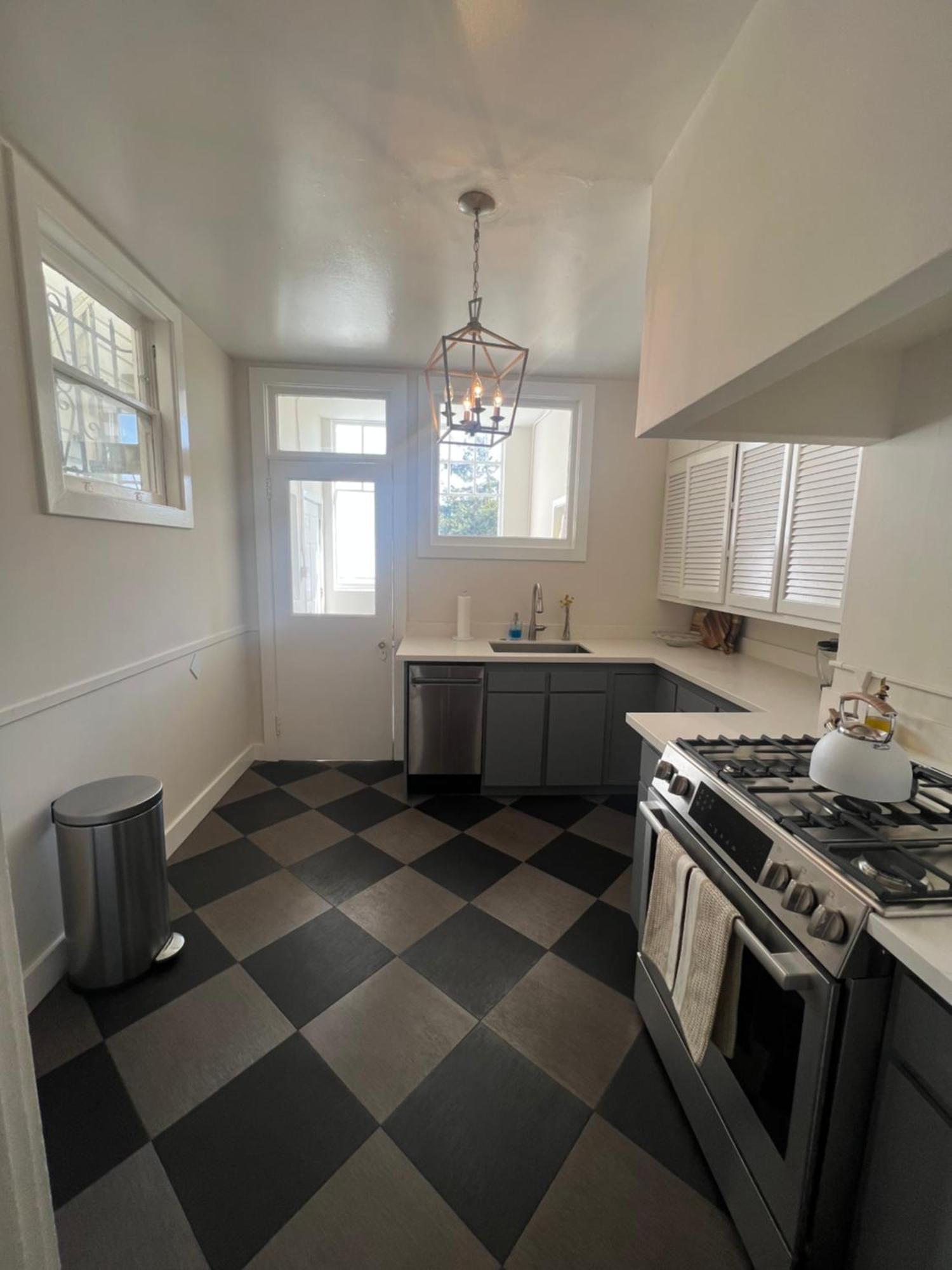 939 Oak St San Francisco