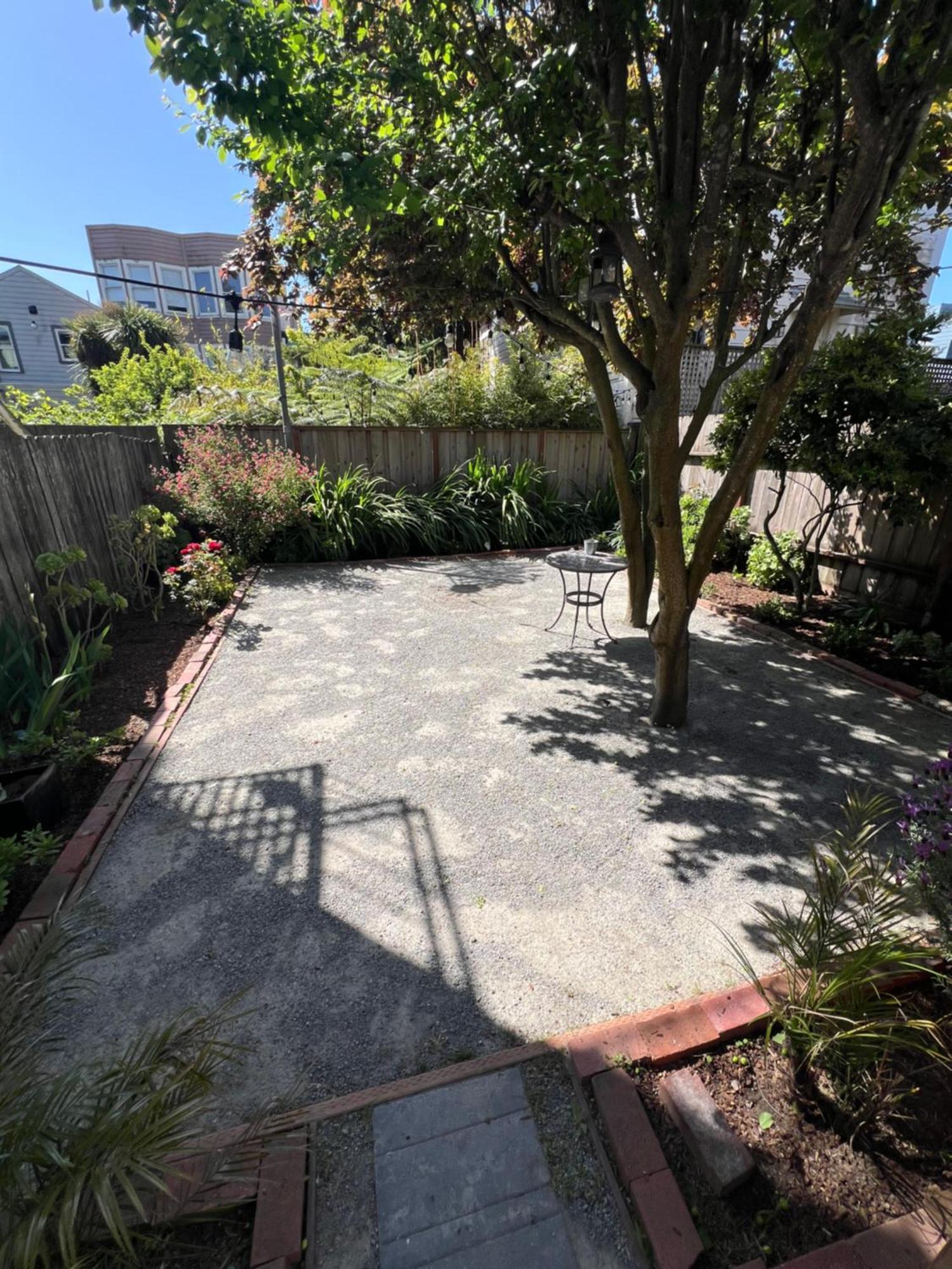 Apartment 939 Oak St