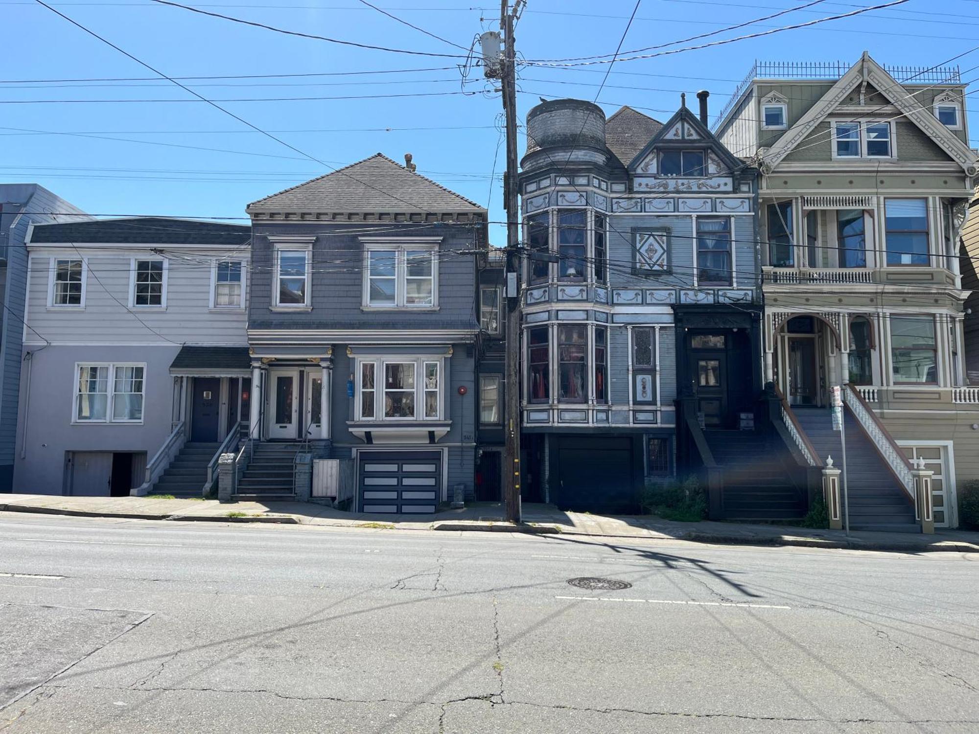 939 Oak St * San Francisco